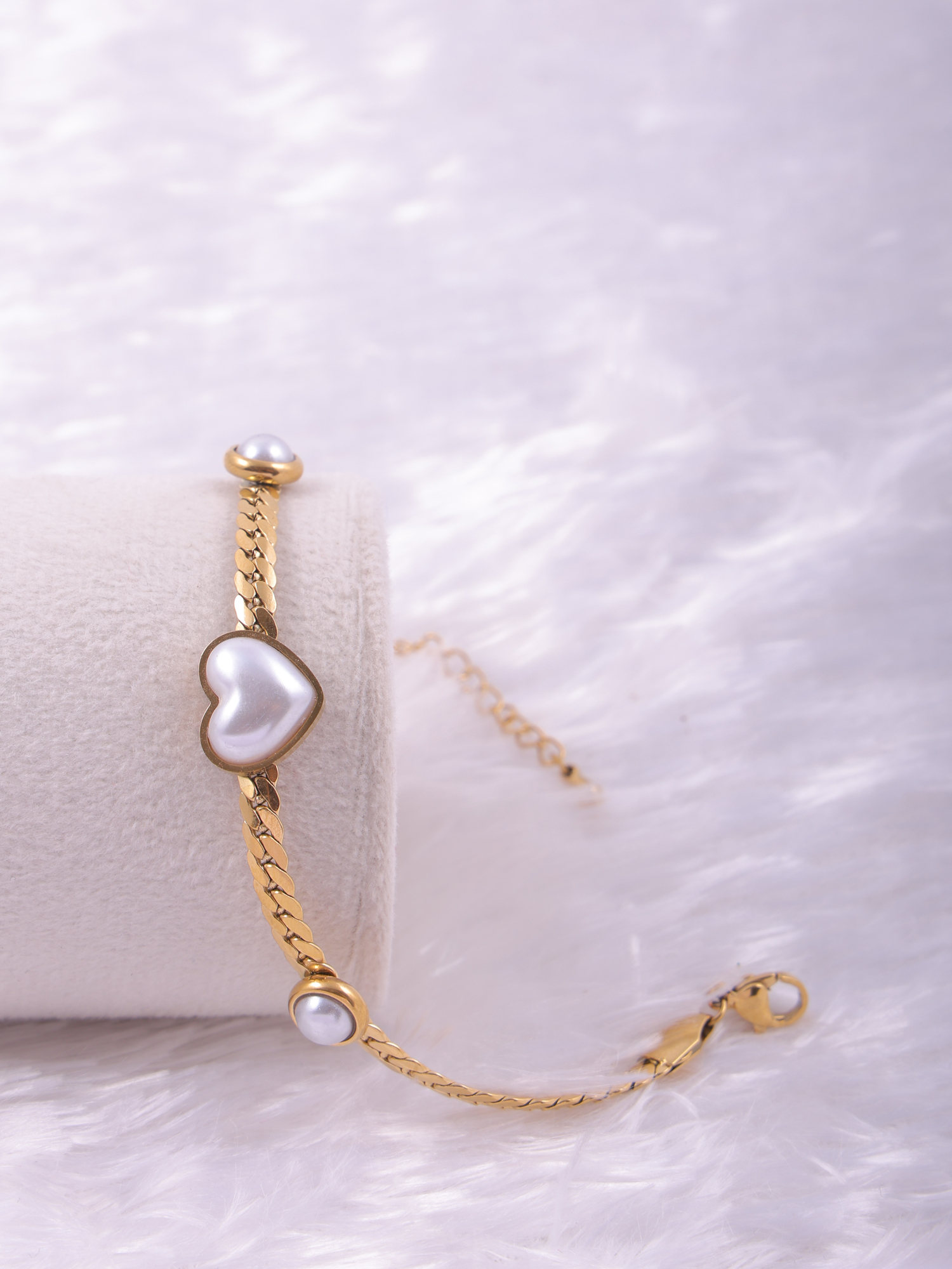 Lustro Pearl Heart Anti-Tarnish Bracelet