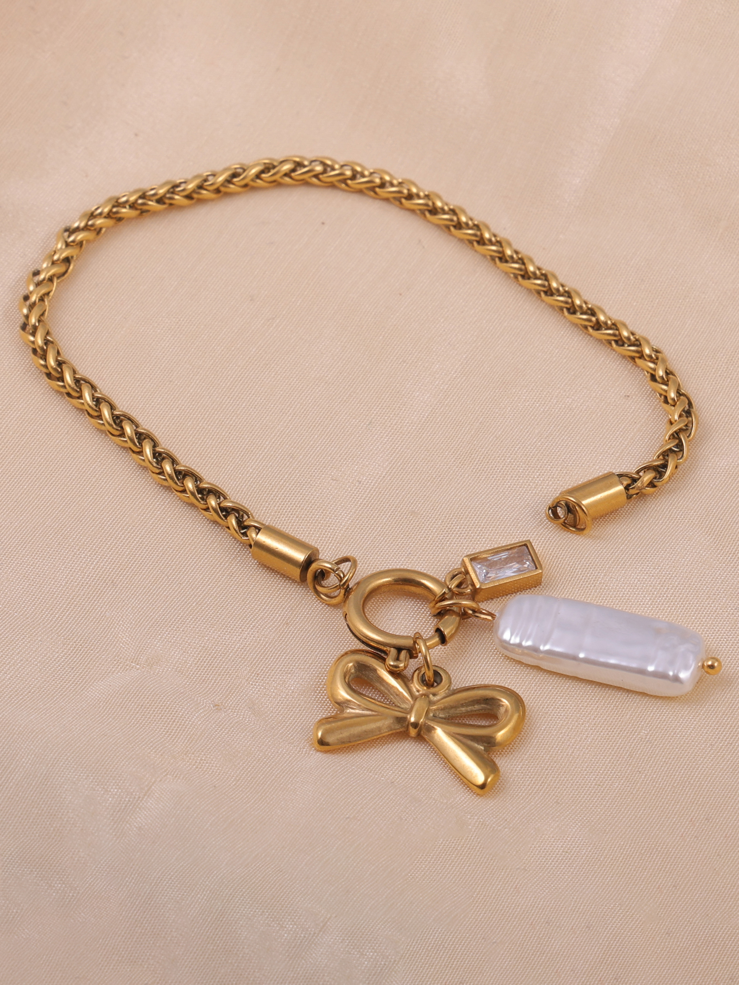 Celestia Pearl Bow Charm Anit-tarnish Bracelet