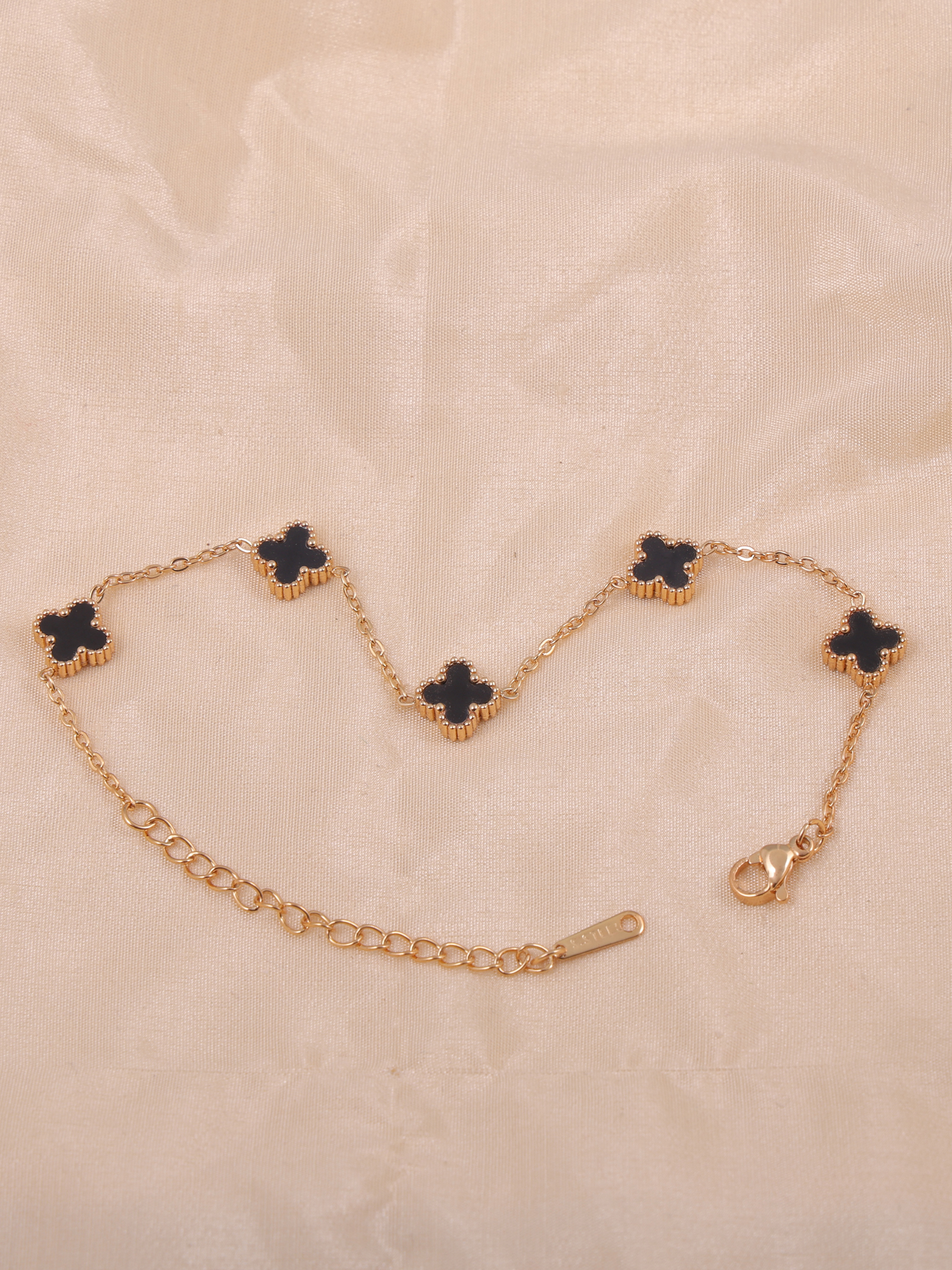 Black Clover Grace Anti-tarnish Bracelet