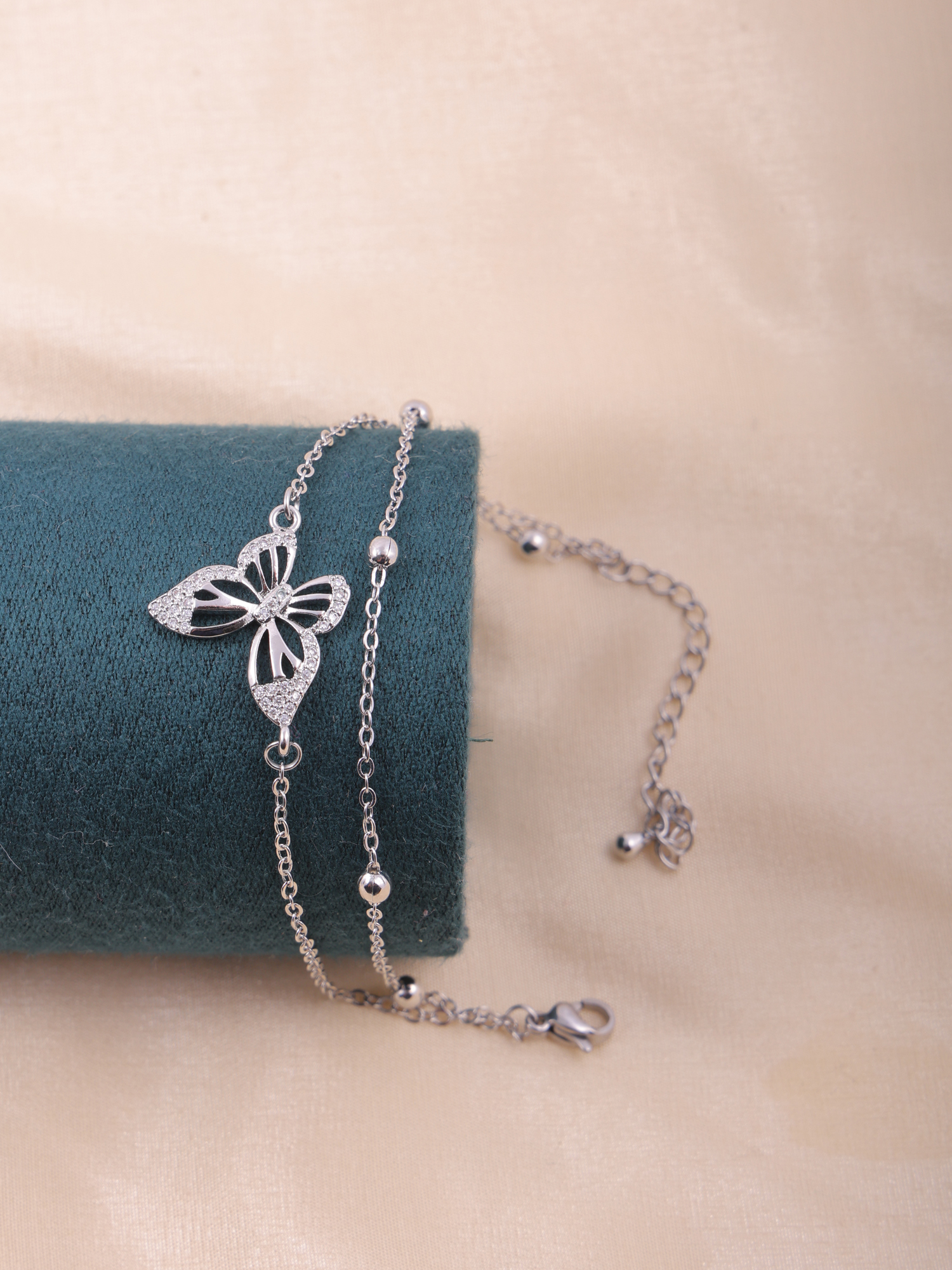 Elegant Butterfly Wings Anti-Tarnish Bracelet with Crystal Detailing