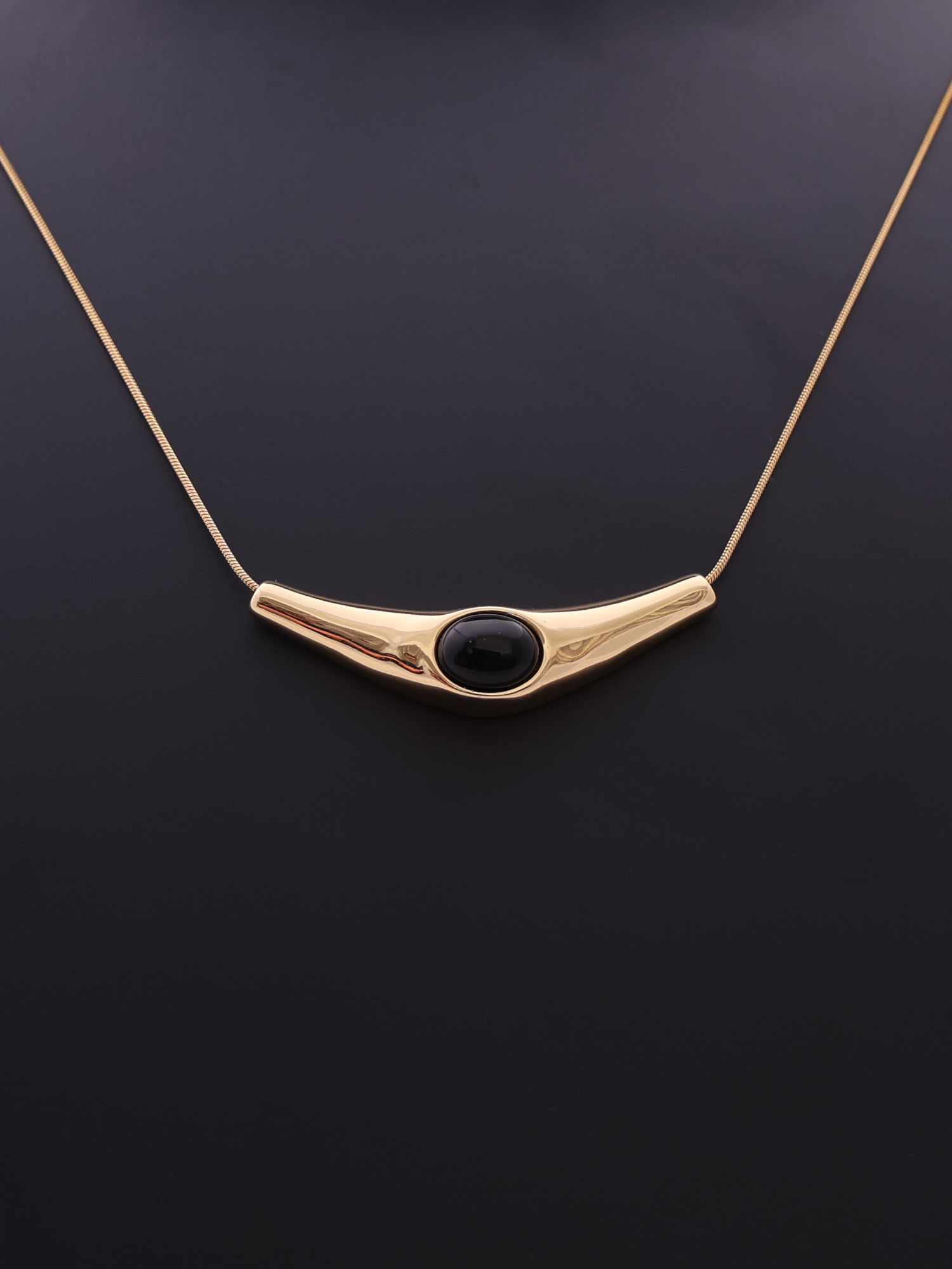 Modern Curve Bar Anti-Tarnish Necklace with Black Stone