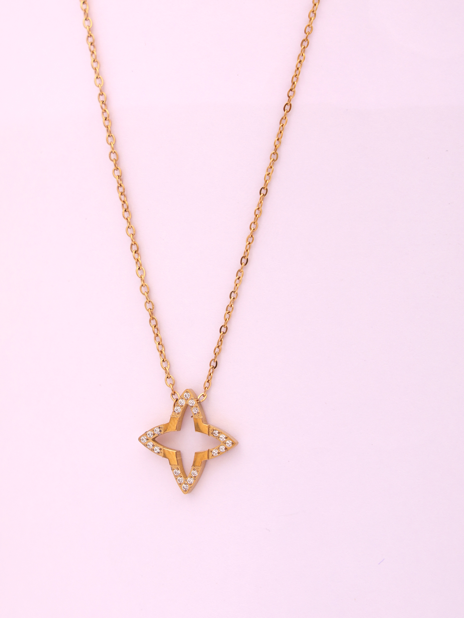 Celeste Clover Pendant Anti-Tarnish Necklace