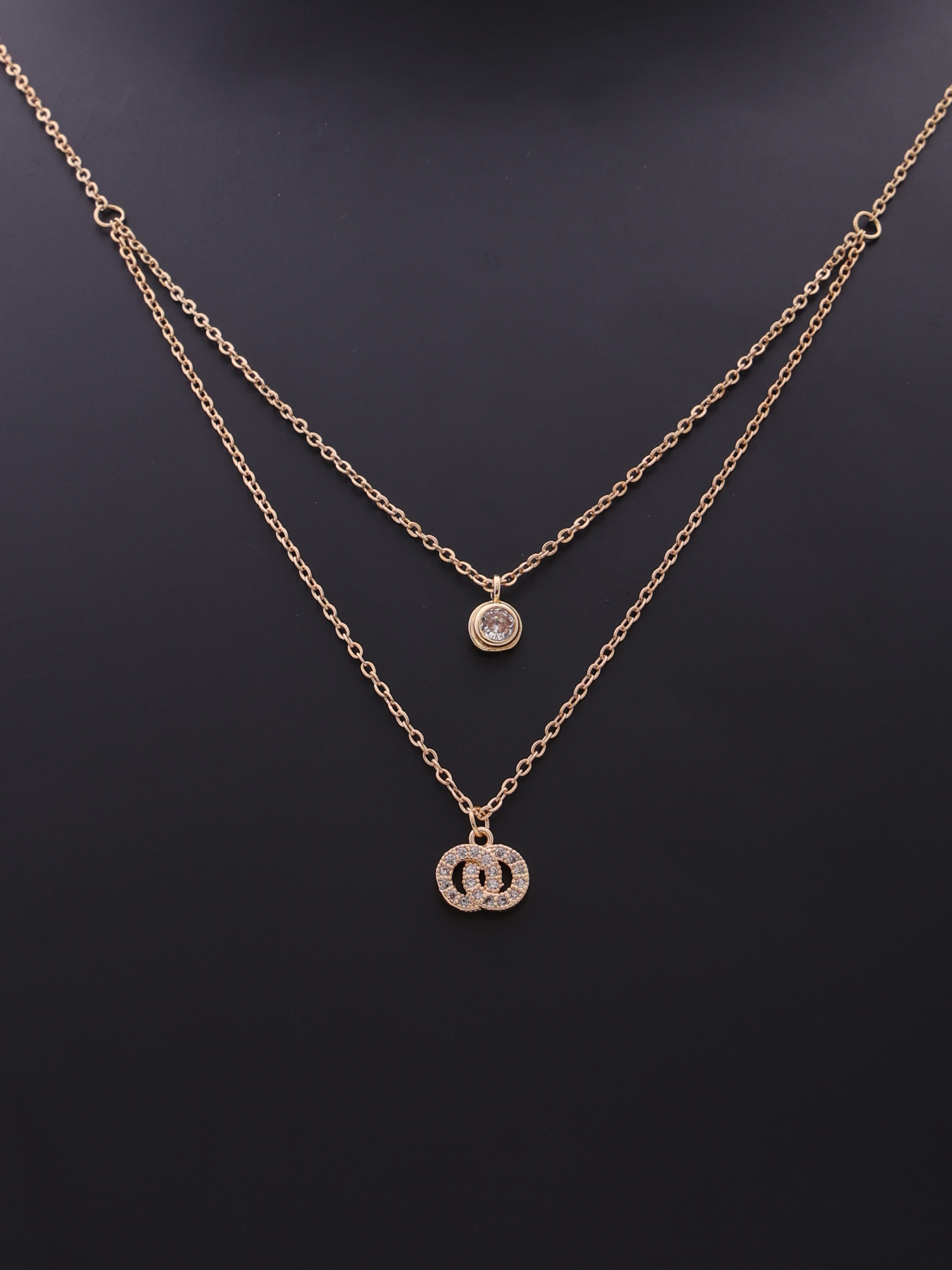 Elegant Interlock Charm Double Layer Anti-Tarnish Necklace