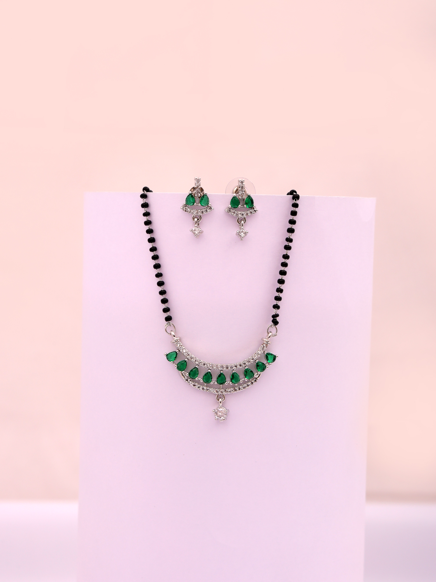 Emerald Arc Mangalsutra Necklace Set