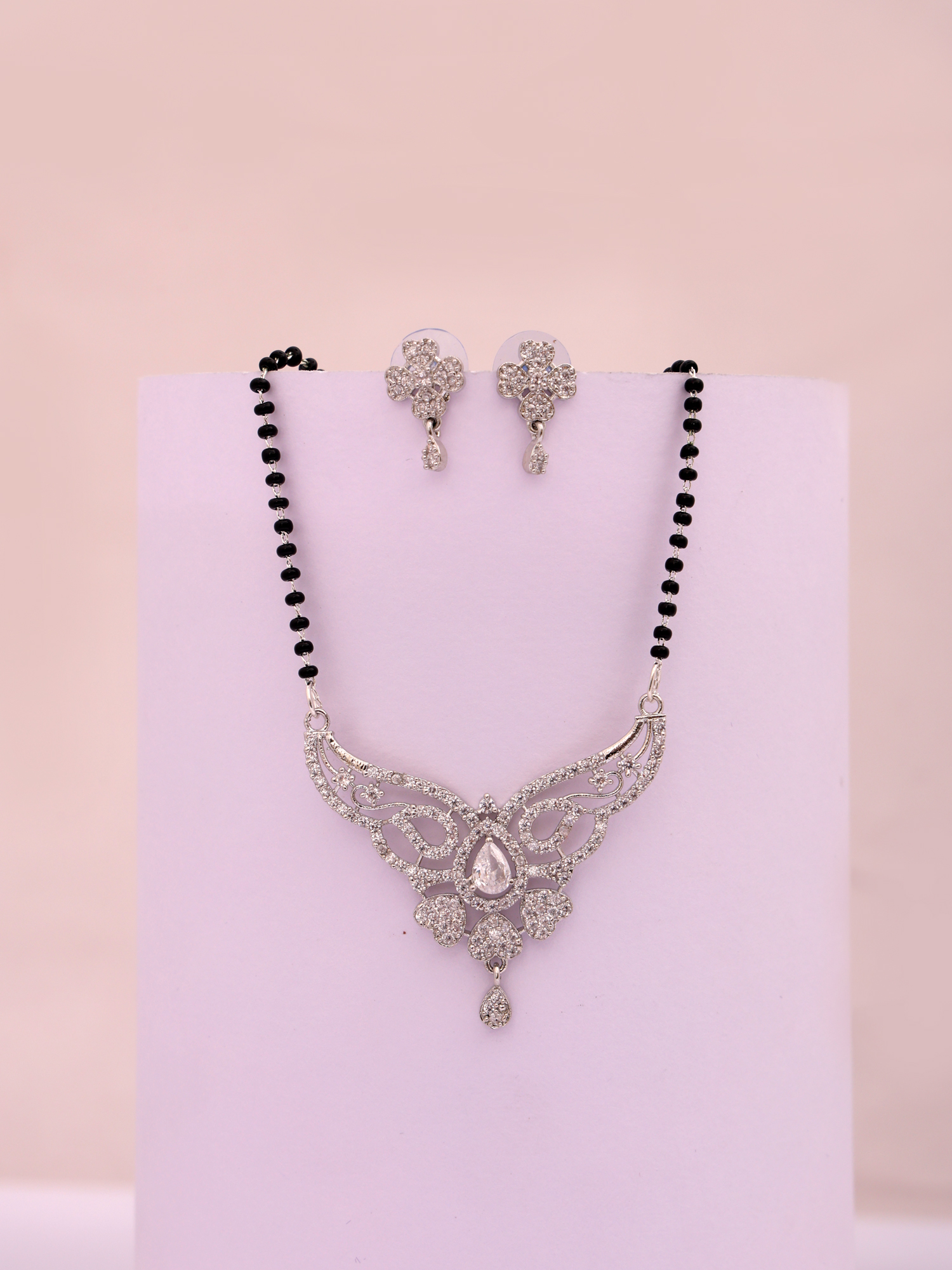 Royal Vine Mangalsutra Necklace Set