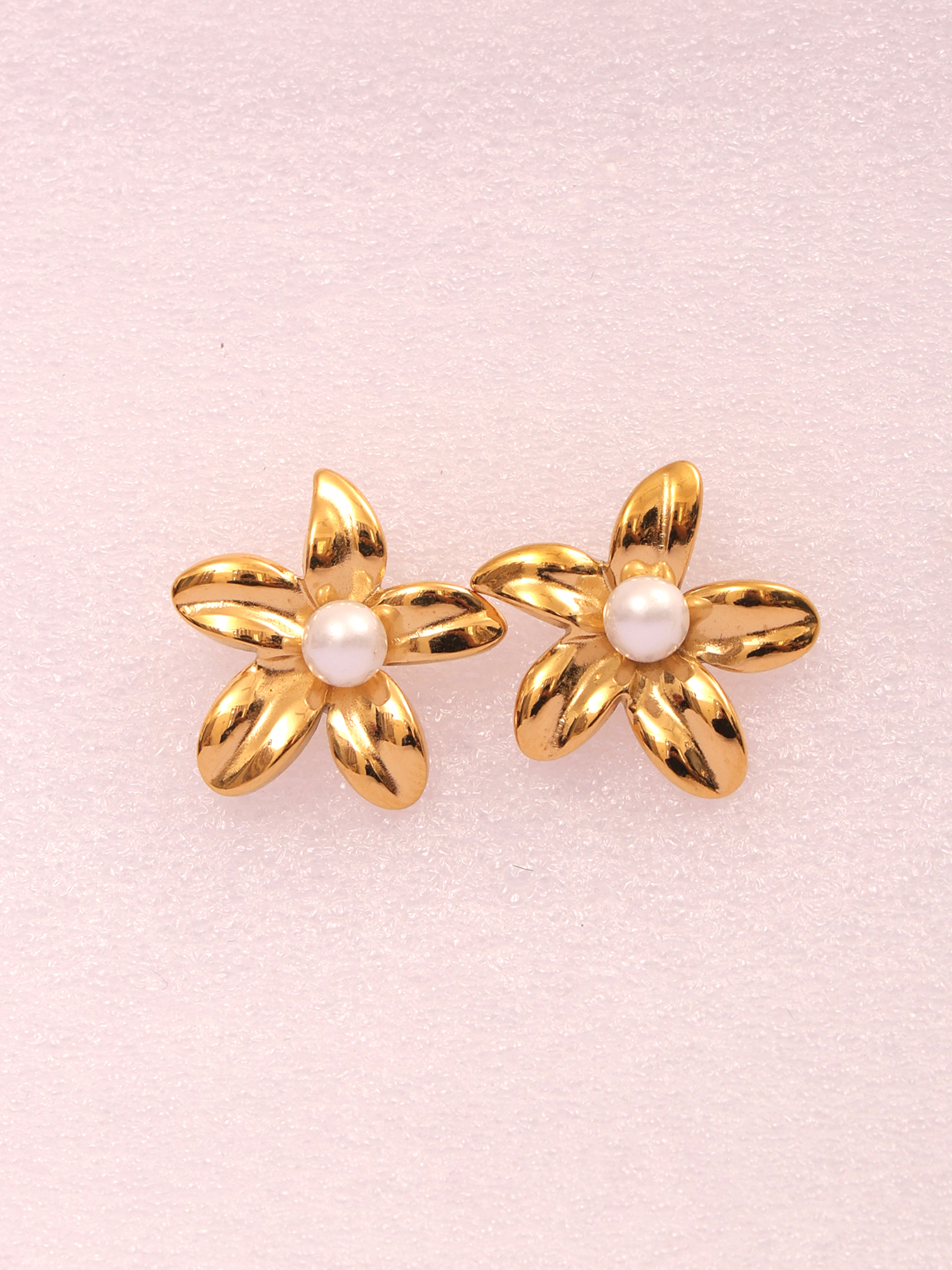 Pearl Blossom Anti-Tarnish Earrings