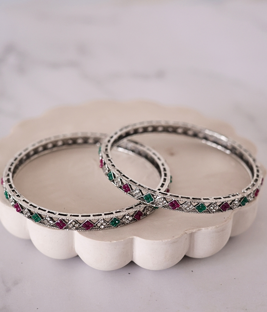 Royal Grace Oxidized Silver Diamond-Cut Bangles (Set of 4)