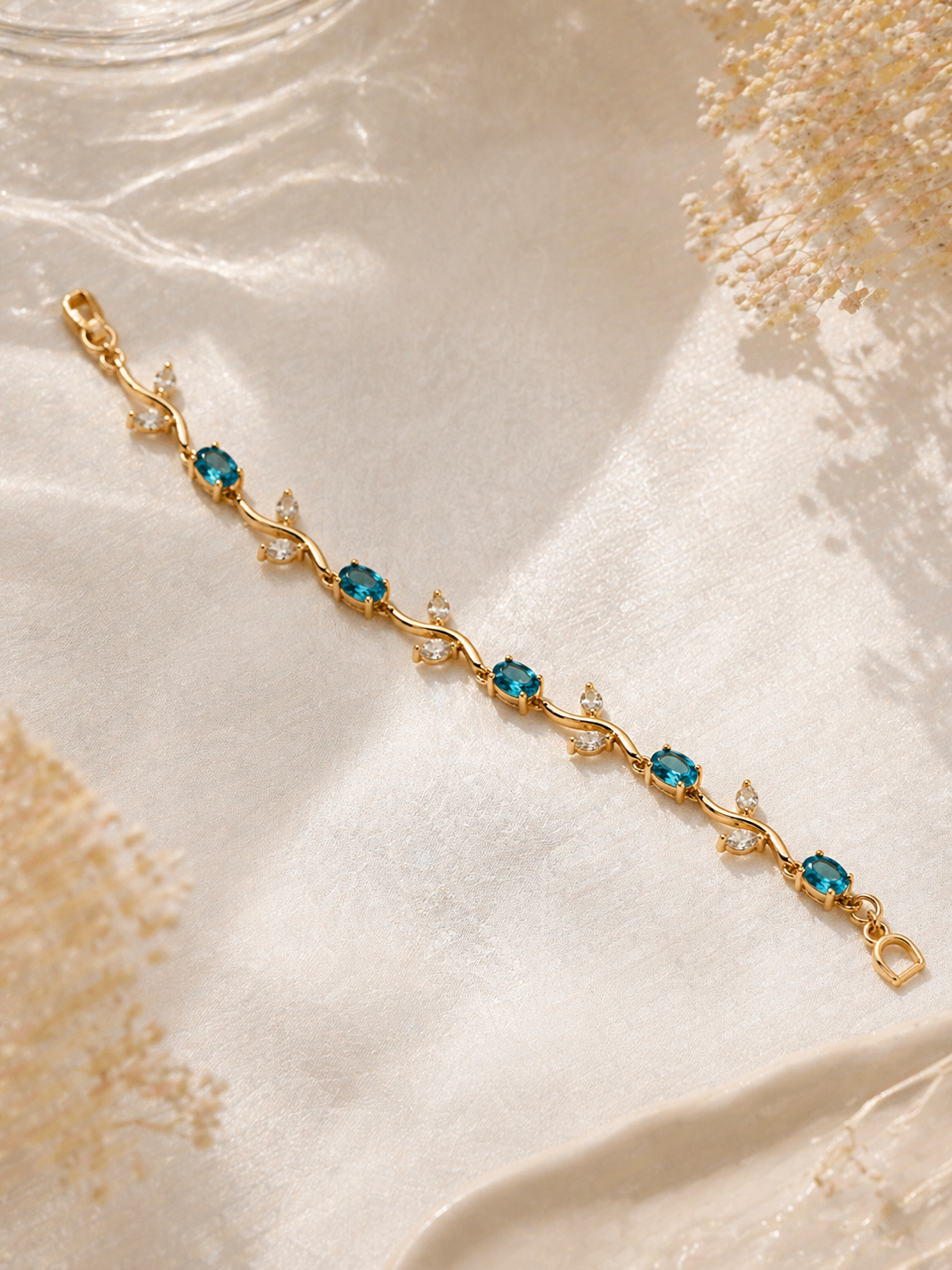 Rivaaya Tulip Sky Blue Anti-Tarnish Bracelet