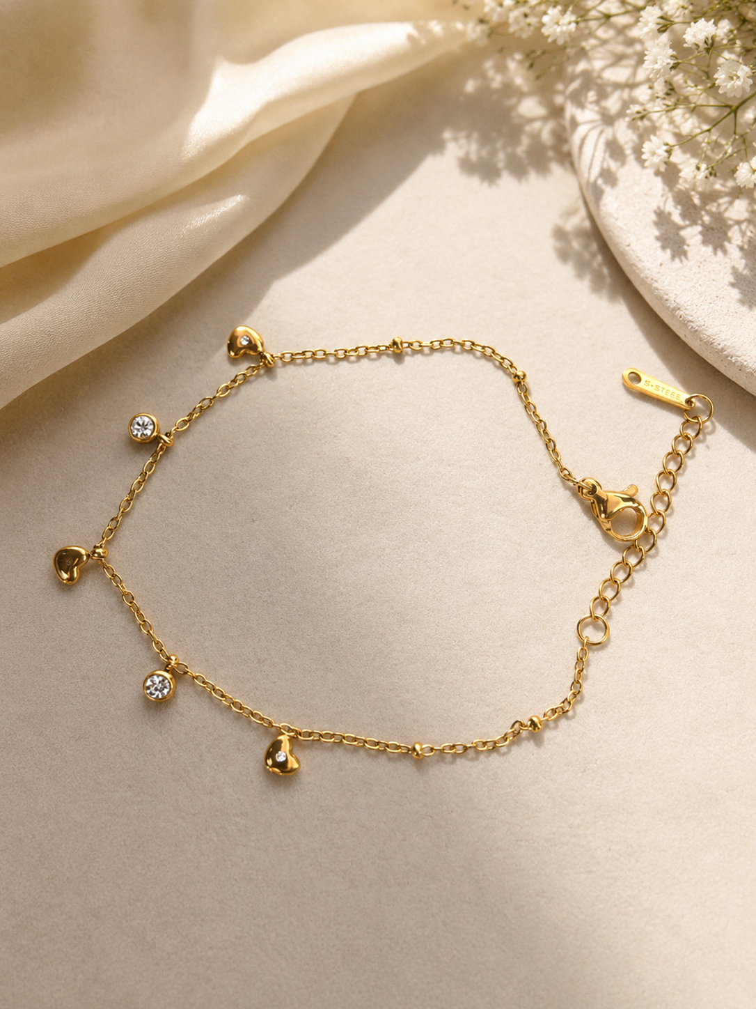Rivaaya Sweetheart Sparkle Anti-Tarnish Bracelet