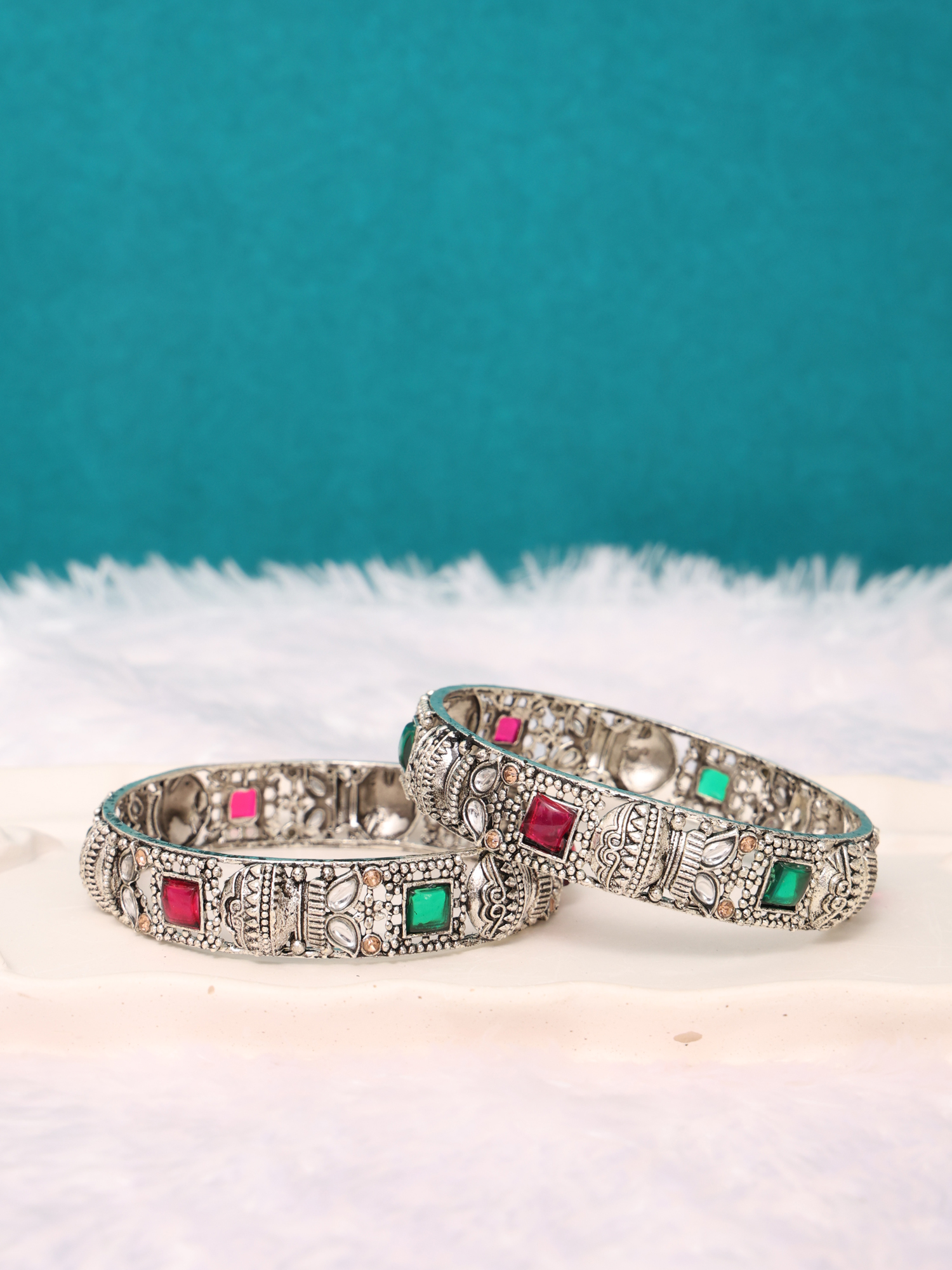 Vintage Royal Kundan Oxidized Silver Bangles