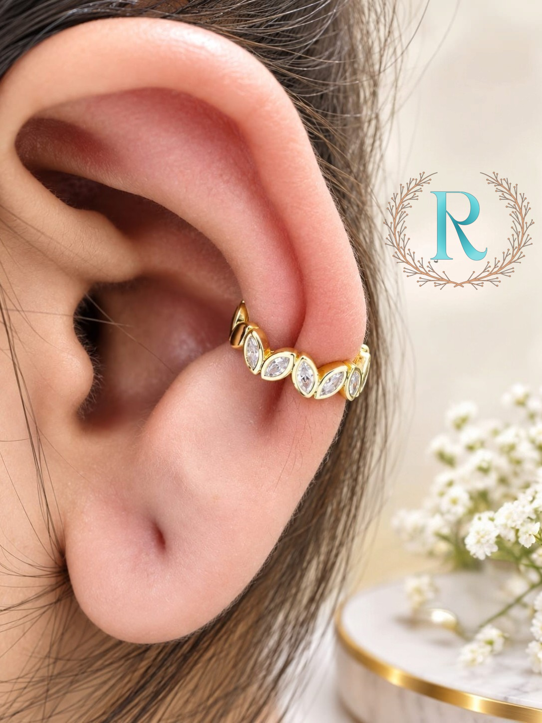 Marquise Crystal Leaf Ear Cuff – Anti-Tarnish