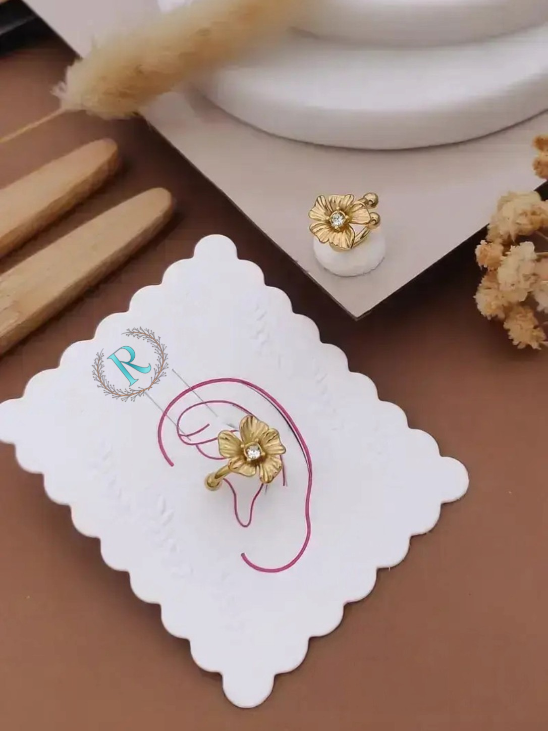 Golden Bloom Floral Ear Cuff – Anti-Tarnish
