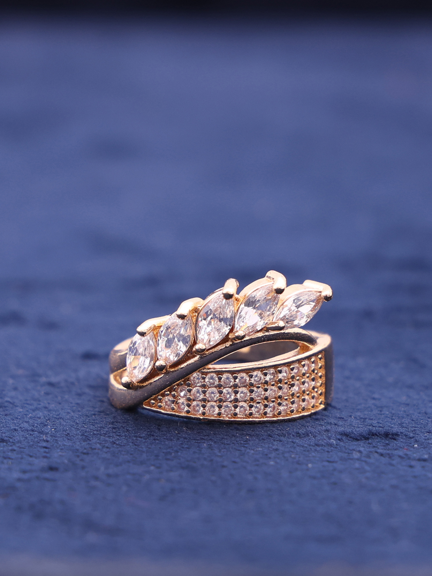 Aurora Dual-Layer Crystal Ring