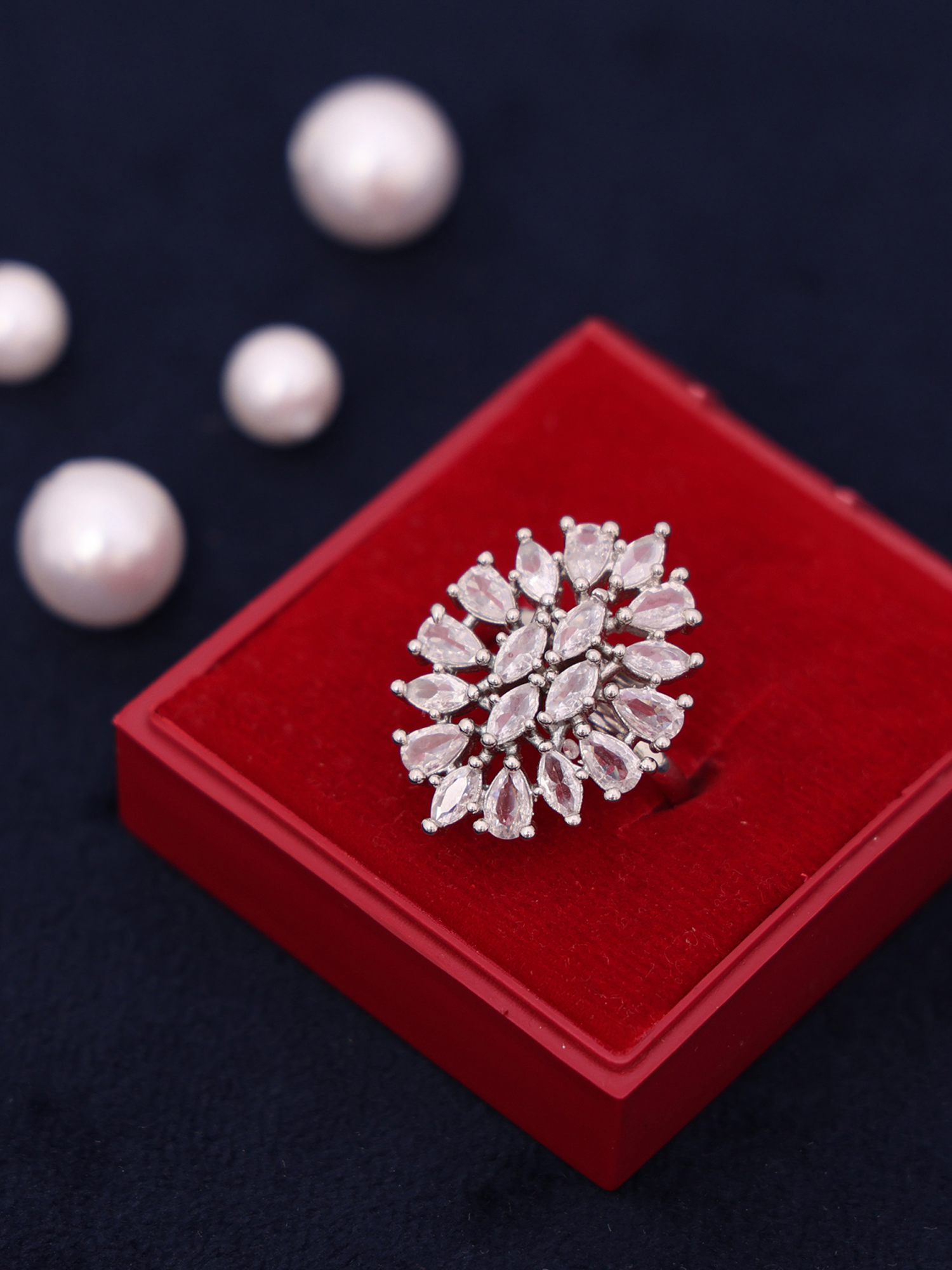 AD Diamond Luxe Blossom Ring