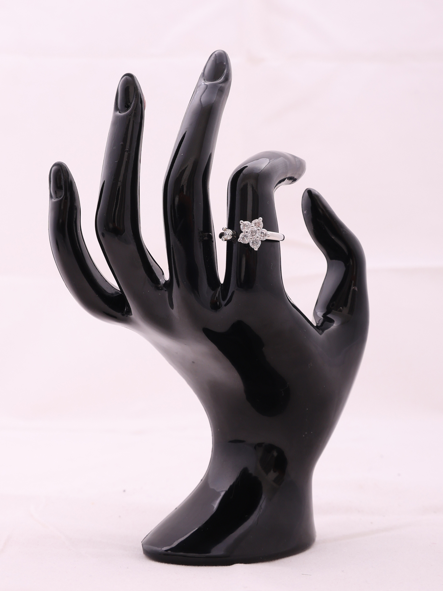 Anti-Tarnish Rotating Minimal Floral Crystal Spinner Ring