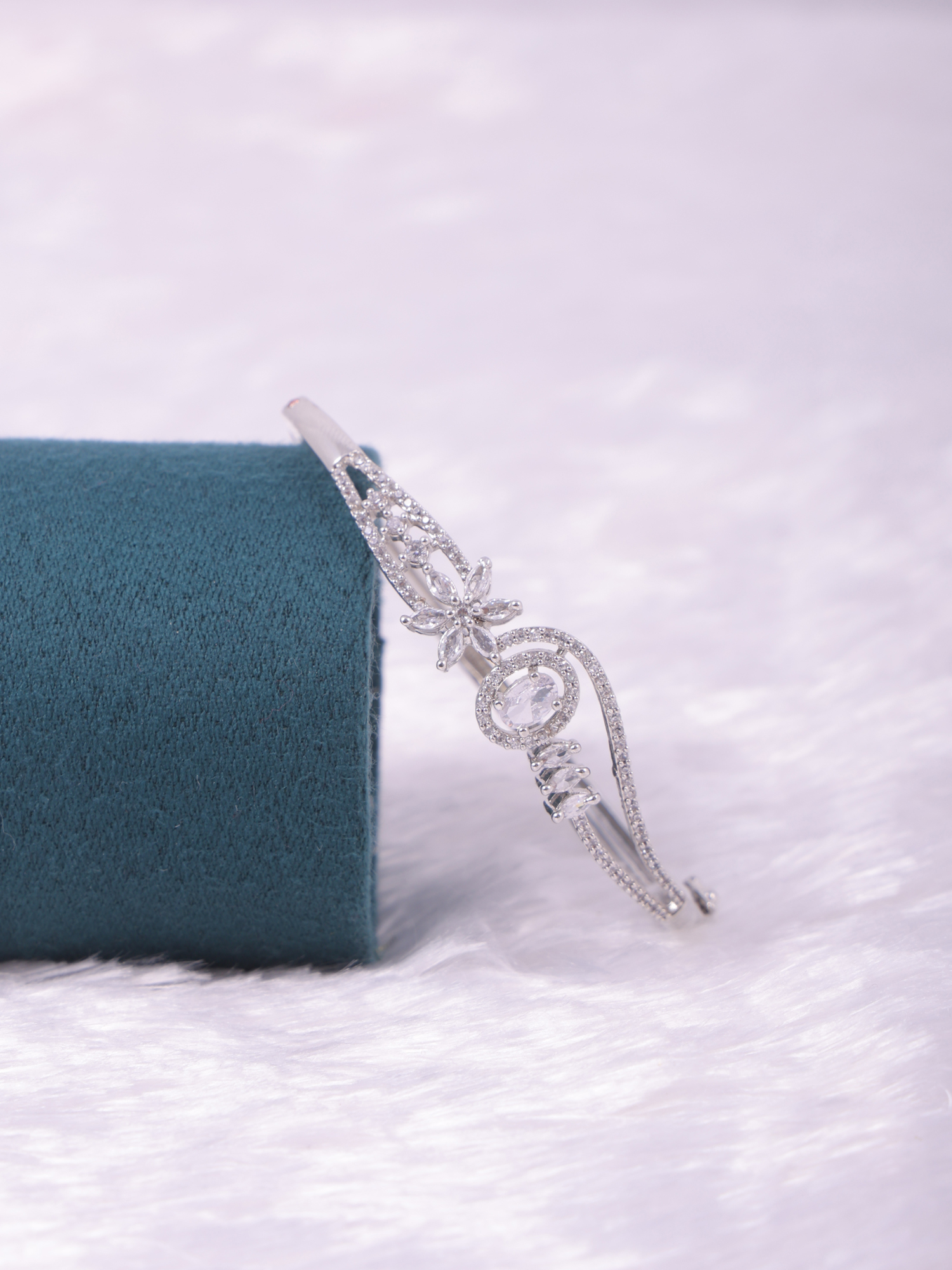 Floral Swirl AD Diamond Bracelet