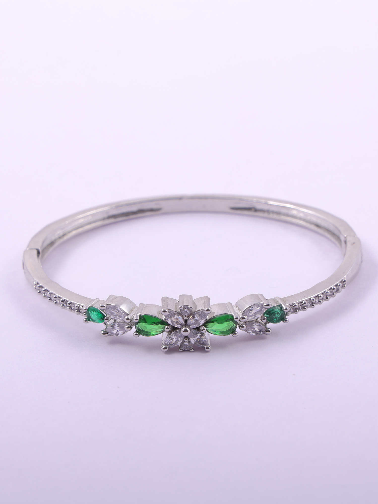 Emerald Floral AD Diamond Bracelet