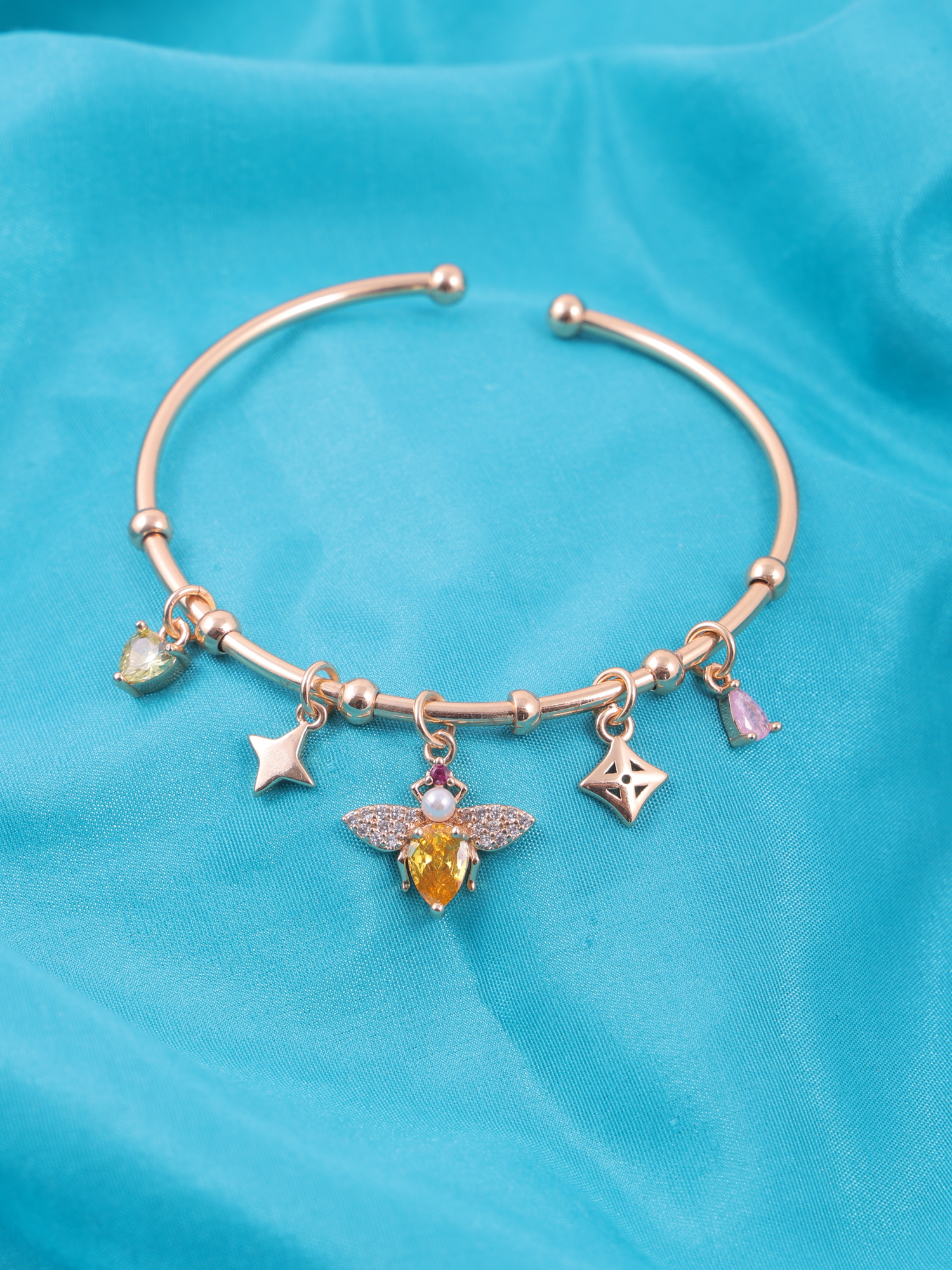 Bee Charm Gold Bracelet