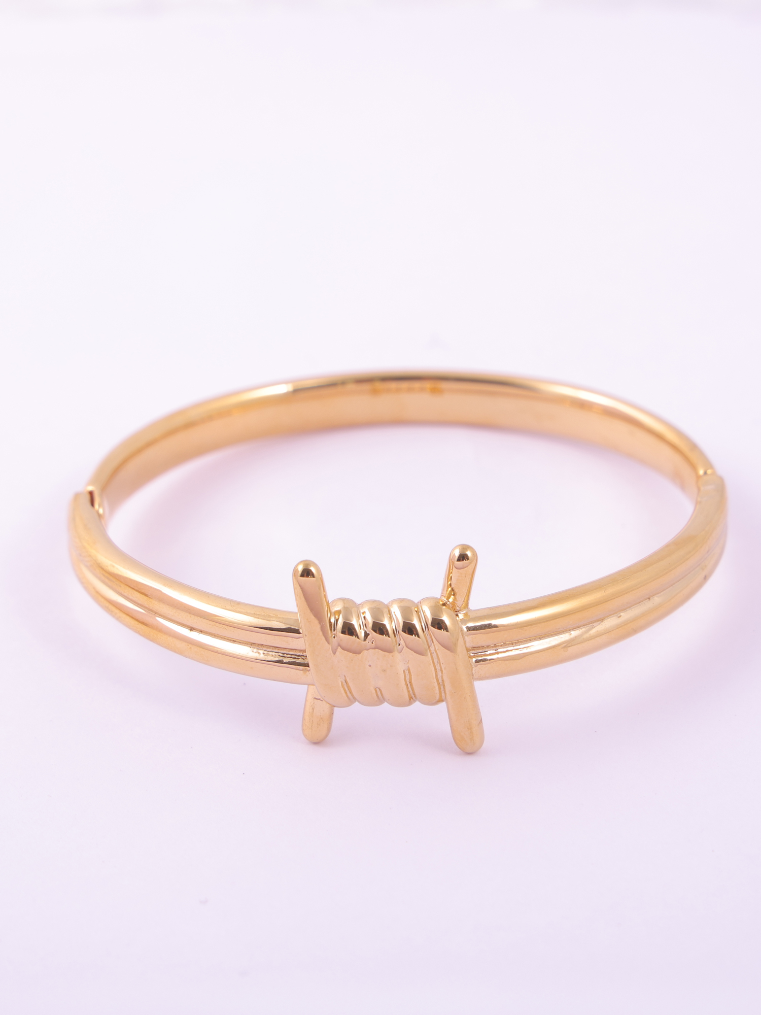 Gold Wire Knot Anti-Tarnish Bracelet